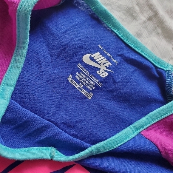 Nike SB Kids Color Block Short Sleeve Tee - Picture 3 of 6